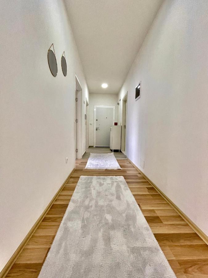 Entire Apartment - Near The Center Pristina Extérieur photo